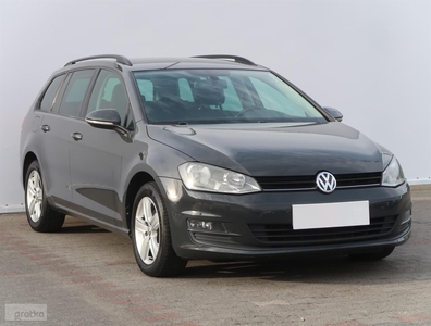 Volkswagen Golf Sportsvan , Navi, Klimatronic, Parktronic, Podgrzewane siedzienia