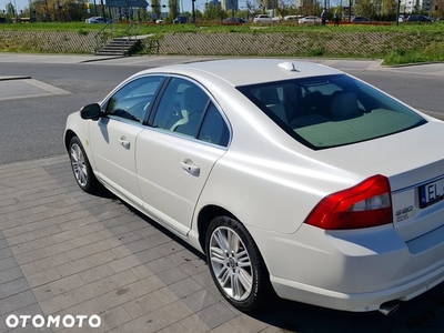 Volvo S80