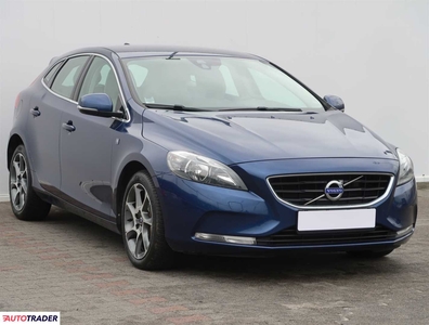 Volvo V40 2.0 187 KM 2015r. (Piaseczno)