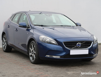 Volvo V40 2.0 D4