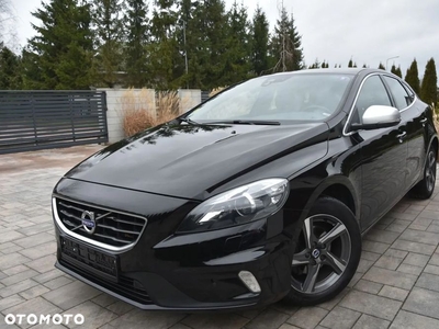 Volvo V40 D2 Drive-E R-Design Momentum