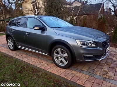 Volvo V60 Cross Country D4 Drive-E Momentum