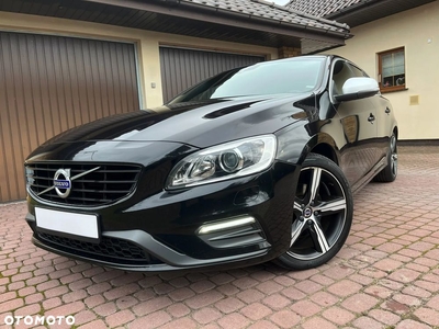 Volvo V60 D4 Drive-E R-Design Momentum