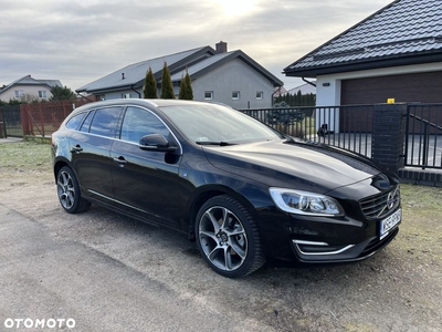 Volvo V60 D4 Geartronic Ocean Race