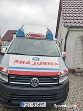 ambulans karetka vw t6