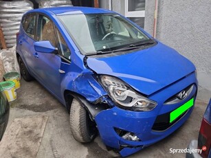 hyundai ix20- 9.2013- 1.4CRDI-78km- 168000km- lekko uszkodzony