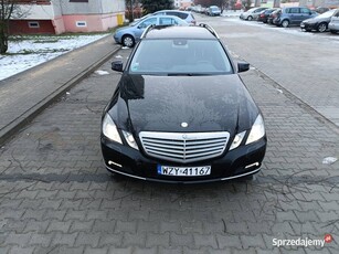 Mercedes w212 e200 136KM Kombi 2009 Ladny nowy Silnik i uklad wtryskowy