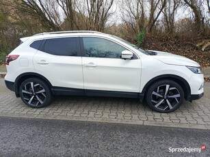 Nissan Qashqai 1.3 dig-t, J11 lift, Tekna, full LED, 2 komplety kół