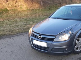 Opel Astra 1.4 benzyna * Mały przebieg * 2x opony ! Zadbany