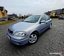 Opel Astra 1.6 *niski przebieg*hak