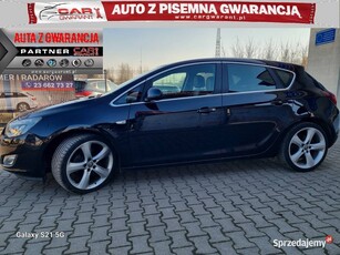 Opel Astra J 1.6 TURBO 180KM skóra nawigacja climatronic alufelgi gwarancja