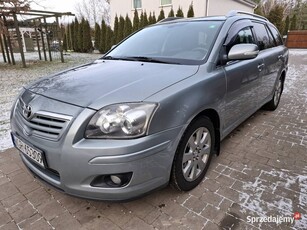 Toyota Avensis 1.8 + LPG, Automat