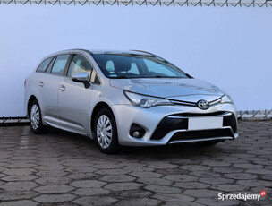 Toyota Avensis 1.8 Valvematic