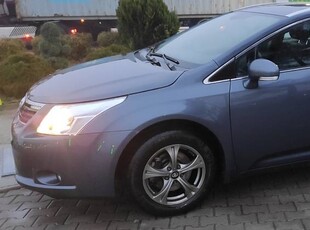 Toyota Avensis t27 1.8 benzyna + LPG