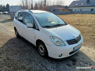 Toyota Corolla Verso Toyota Corolla Verso 2.0 D-4D 90km 04r II (2001-2006)