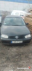 Volkswagen Golf z 2000 roku