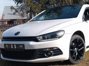 Volkswagen Scirocco 1.4 TSI 2010 rok