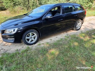 Volvo V60 2.0D 2017r 140000km