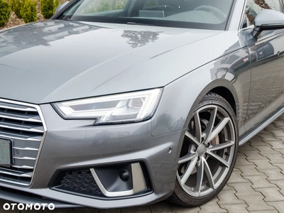 Audi A4 40 TDI S Line S tronic