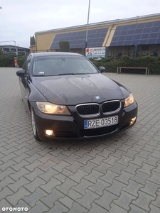 BMW Seria 3 318d