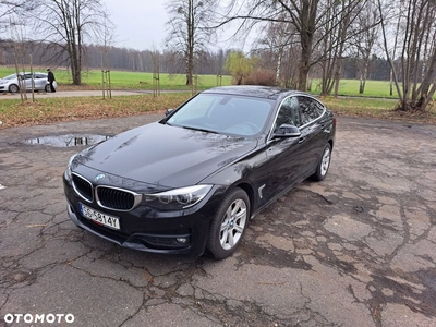 BMW Seria 3 318d