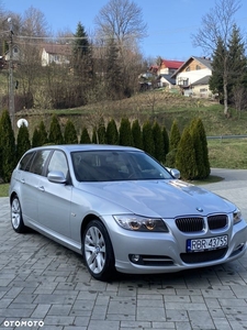 BMW Seria 3 318d DPF Touring