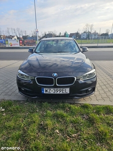 BMW Seria 3 318i