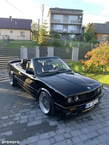 BMW Seria 3 318i