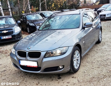 BMW Seria 3 320i Touring Edition Exclusive