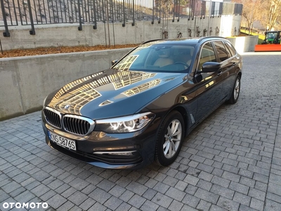 BMW Seria 5 520d Luxury Line