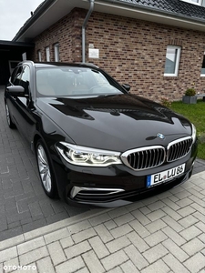 BMW Seria 5 525d Luxury Line