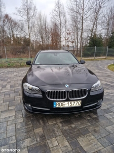 BMW Seria 5 525d xDrive Luxury Line