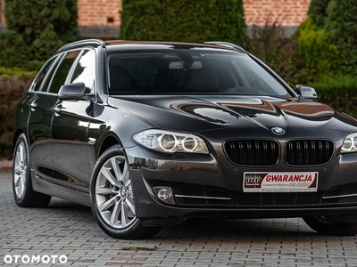BMW Seria 5 535d Touring Luxury Line