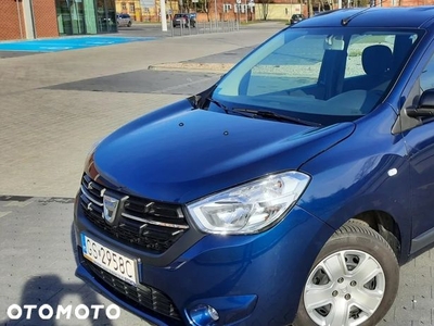 Dacia Lodgy 1.6 SCe Connected by Orange S&S