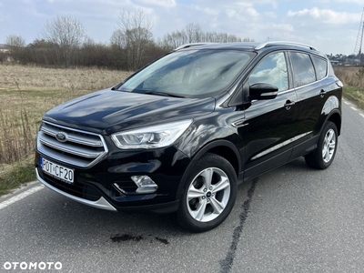 Ford Kuga 1.5 EcoBoost 2x4 Business Edition