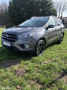 Ford Kuga 2.0 EcoBoost 4x4 Titanium