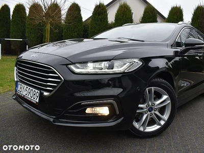 Ford Mondeo Turnier 2.0 Ti-VCT Hybrid Titanium