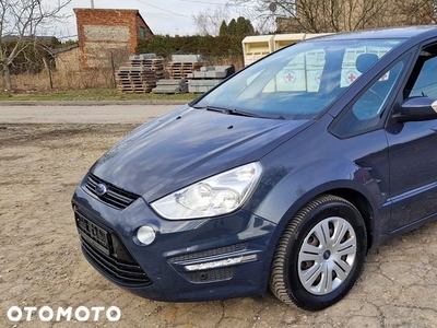 Ford S-Max 2.0 TDCi DPF Titanium