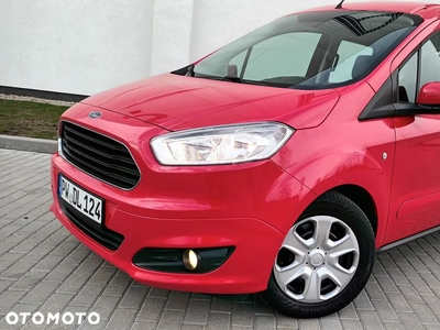 Ford Tourneo Courier 1.0 EcoBoost S&S Titanium