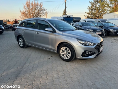 Hyundai I30 1.5 DPI Classic +