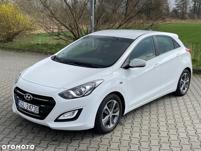 Hyundai I30 blue 1.6 GDI YES Gold