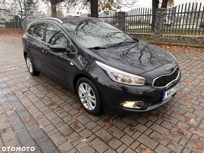 Kia Ceed 1.6 GDI Dream Team Edition