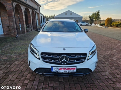 Mercedes-Benz GLA 200 7G-DCT Style