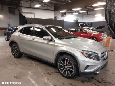 Mercedes-Benz GLA 250 4-Matic Style