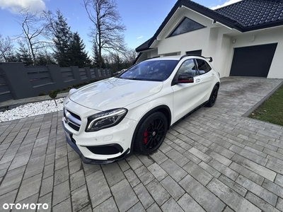 Mercedes-Benz GLA 45 AMG 4-Matic Edition 1