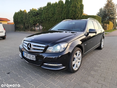 Mercedes-Benz Klasa C 250 T CDI DPF Automatik BlueEFFICIENCY Avantgarde