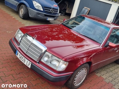 Mercedes-Benz W124 (1984-1993)