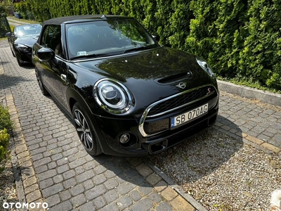 MINI Cooper S Cabrio Sidewalk Trim