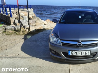 Opel Astra III GTC 1.9 CDTI Essentia