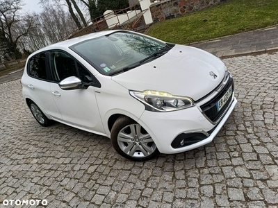 Peugeot 208 82 PureTech Style